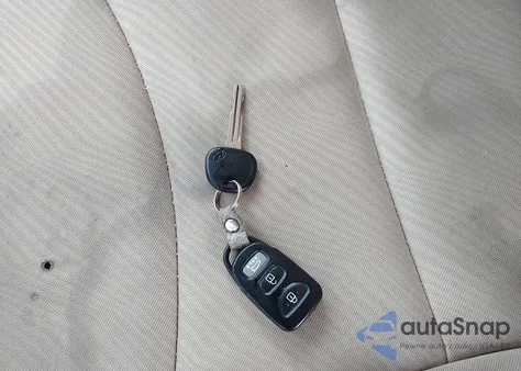 2011 Hyundai Elantra Gls Pzev from USA, damaged, VIN KMHDH4AE1BU147219